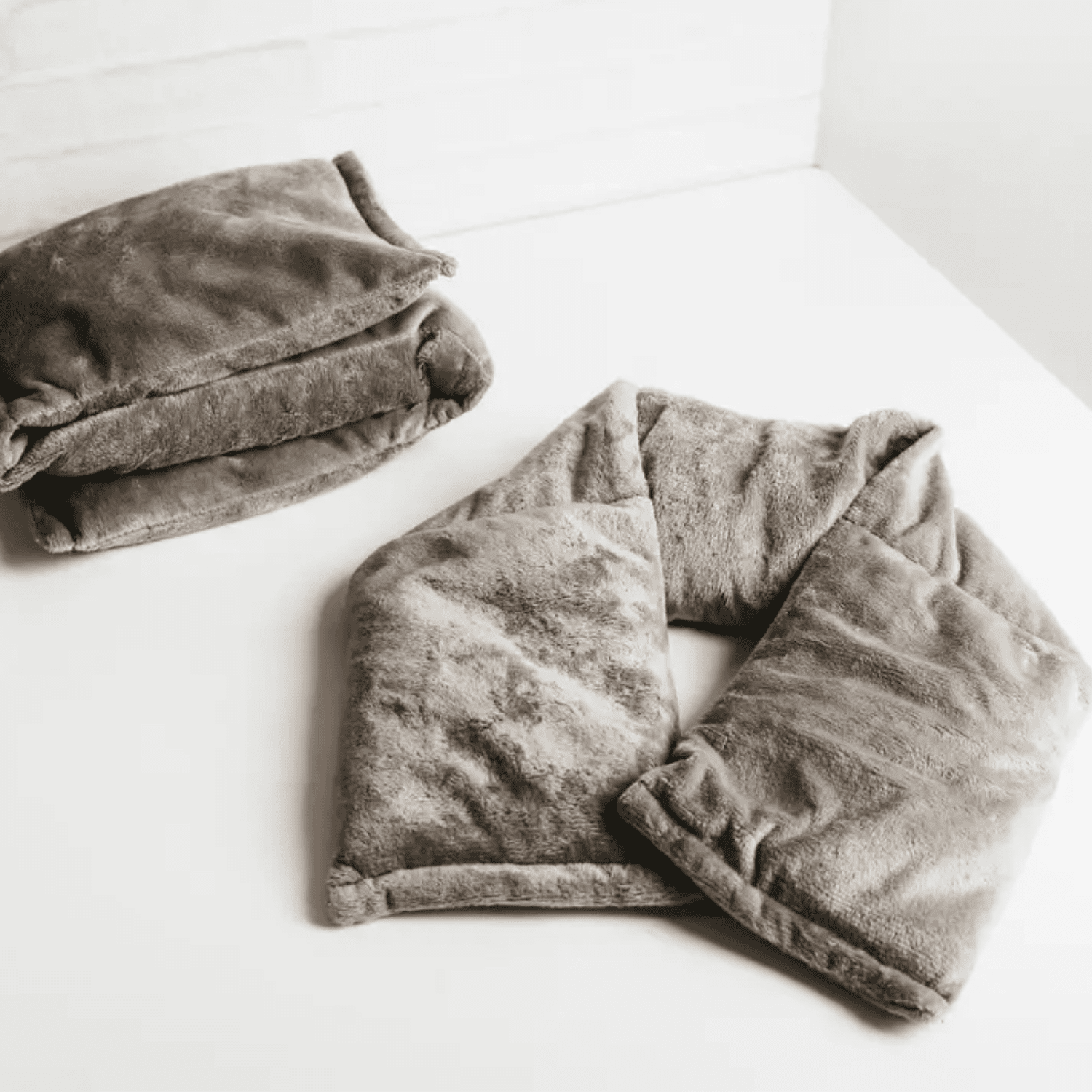 Cozy Fleece Weighted Neck Wrap - Gray - Sienna & Slate